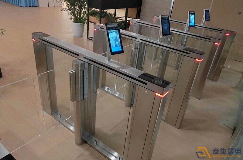 企業(yè)微信禁考勤一體機(jī)，快試試！